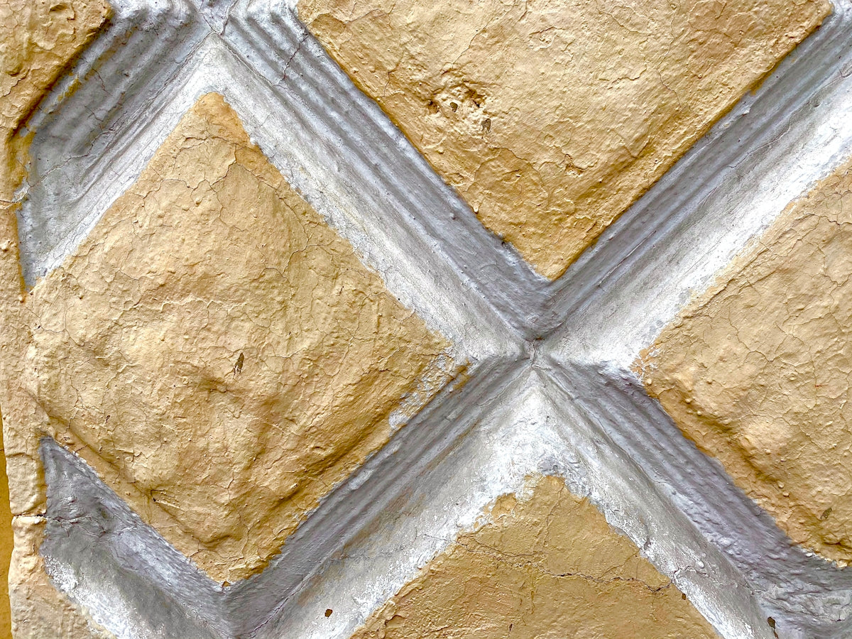 brown and white concrete wall